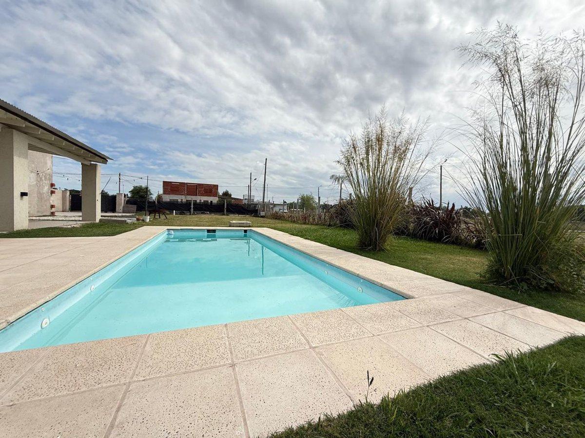 Foto de LOTE CON QUINCHO Y PILETA, imagen 1