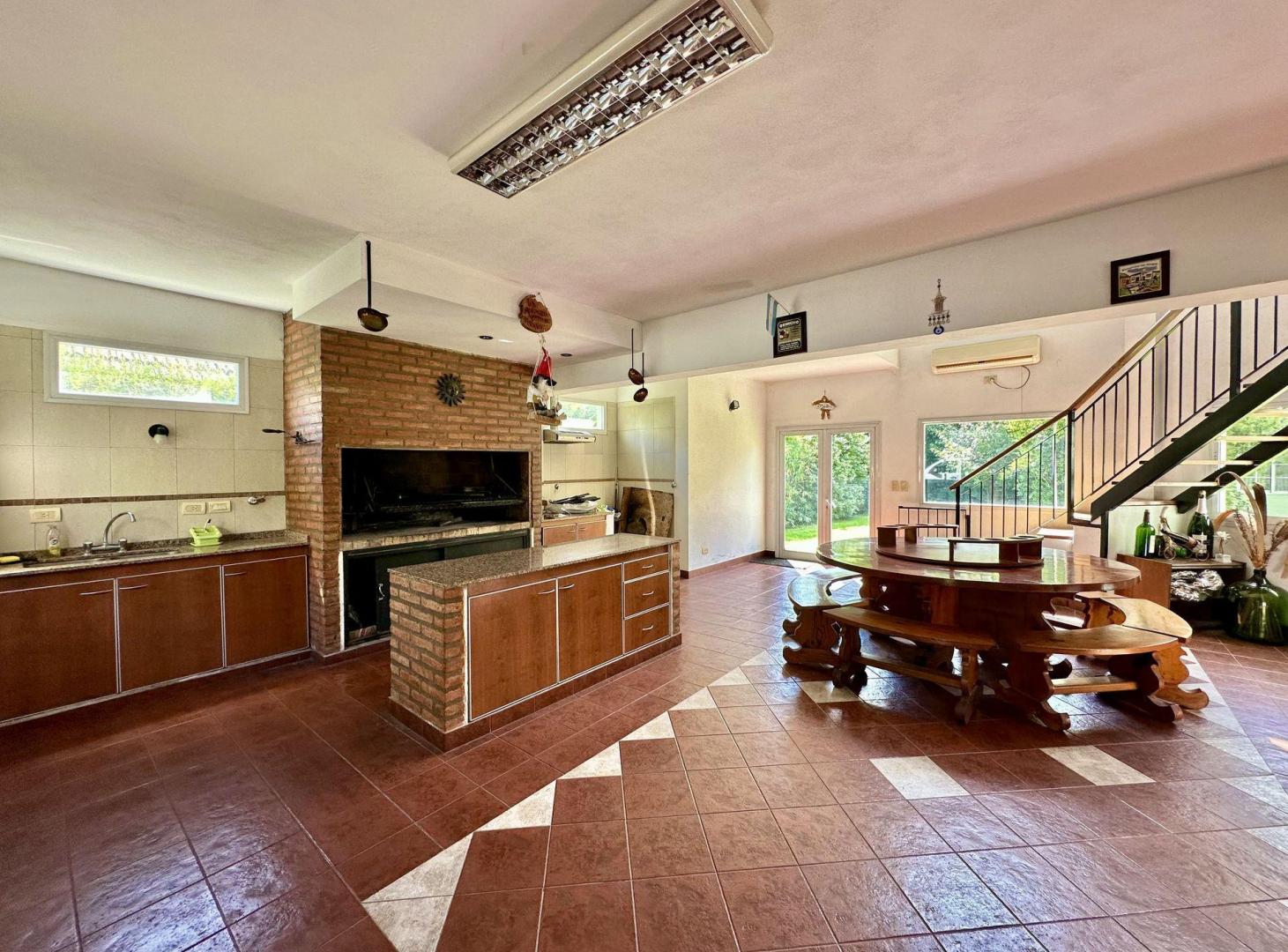 Foto de HERMOSA CASA DE CAMPO 10 AMBIENTES // ARANZAZU, imagen 1