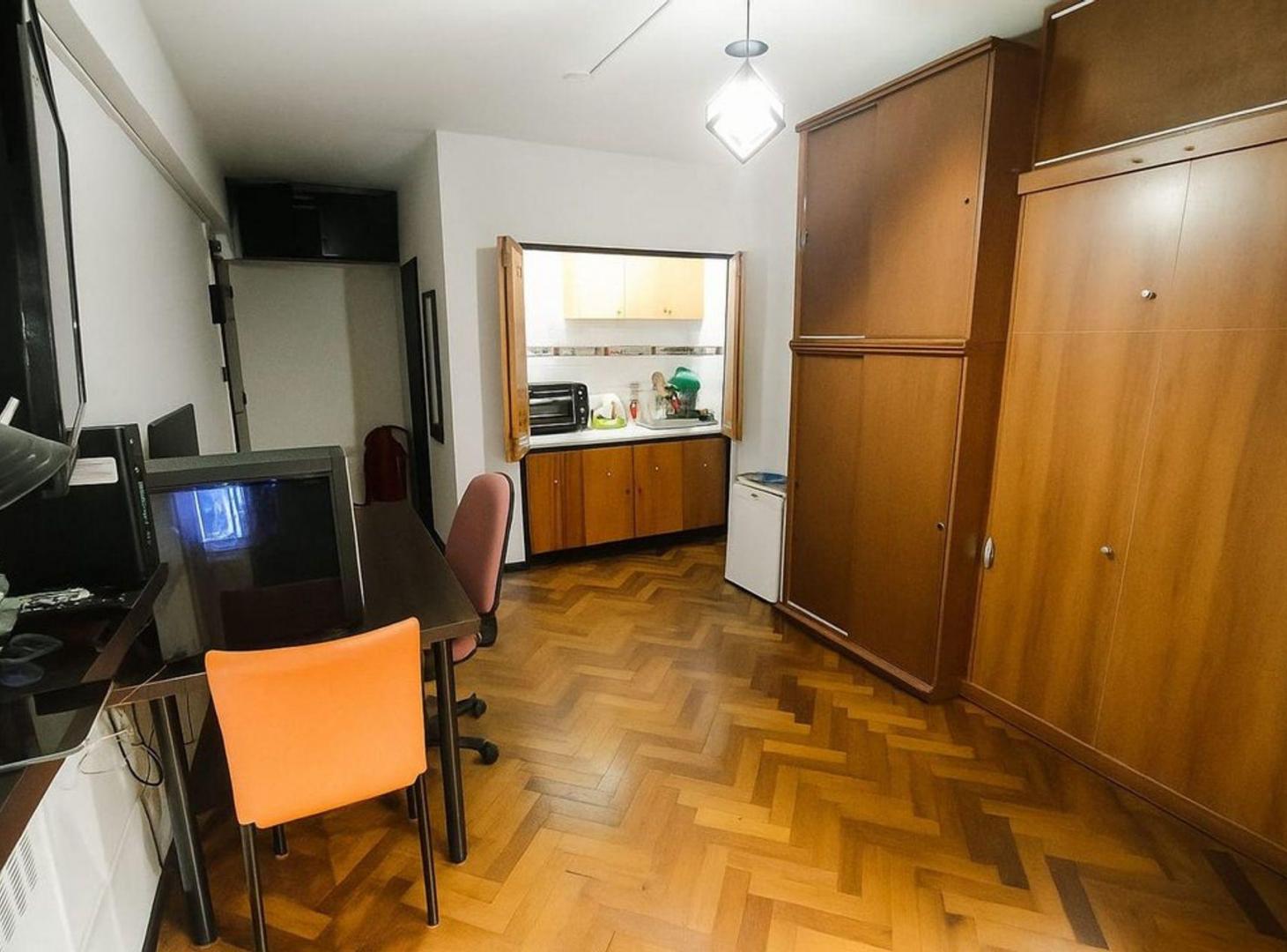Foto de MONO - VENTA MONSERRAT - IMPECABLE - APTO CREDITO, imagen 3