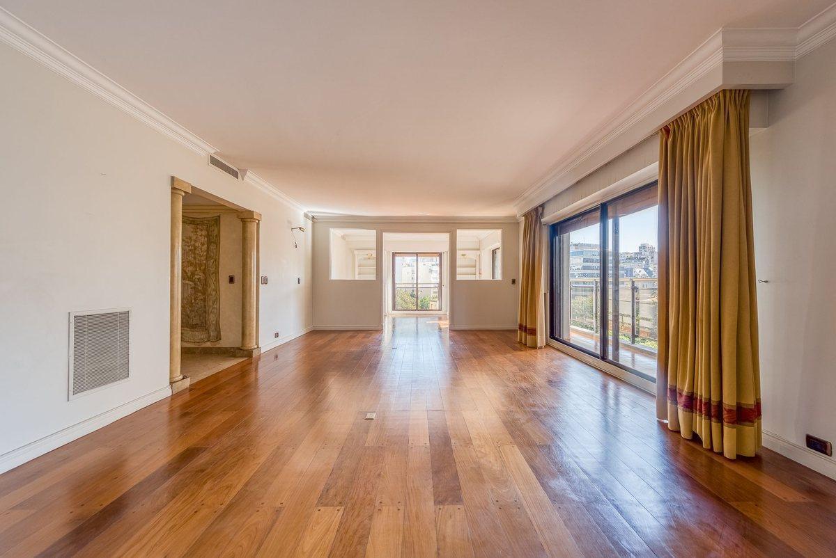 Foto de VENTA DEPTO 5 AMB CON COCH 2/DEP. AV. LIBERTADOR, imagen 5