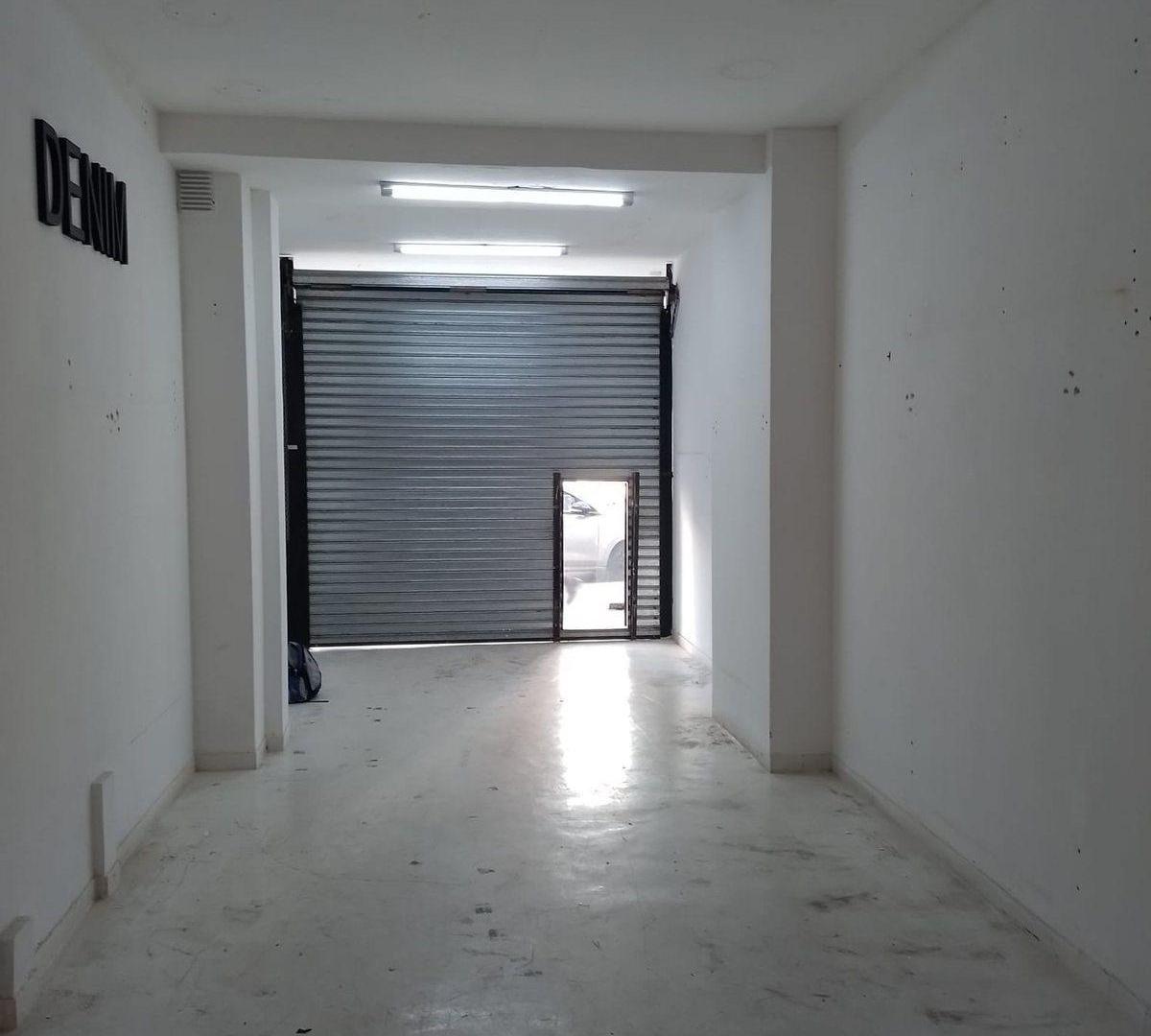 Foto de Vta Local Av. Santa Fe cercanía estación Carranza, imagen 4