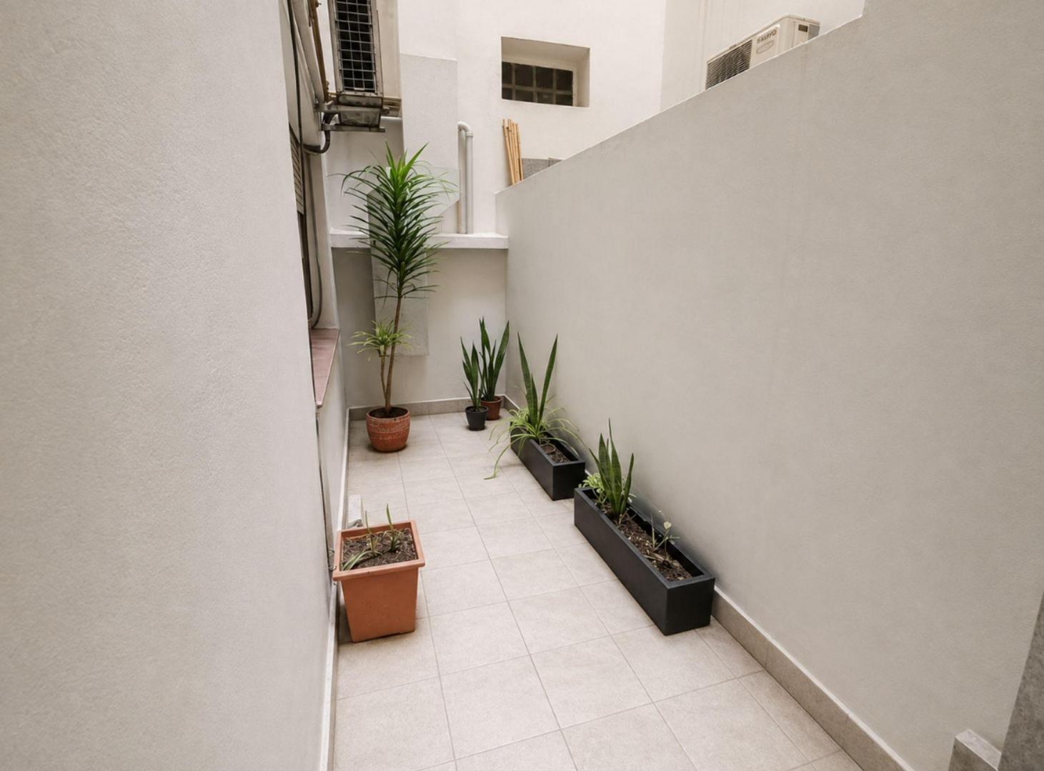 Foto de DPTO 3 AMB EN VENTA BALVANERA 2 PATIOS, imagen 5