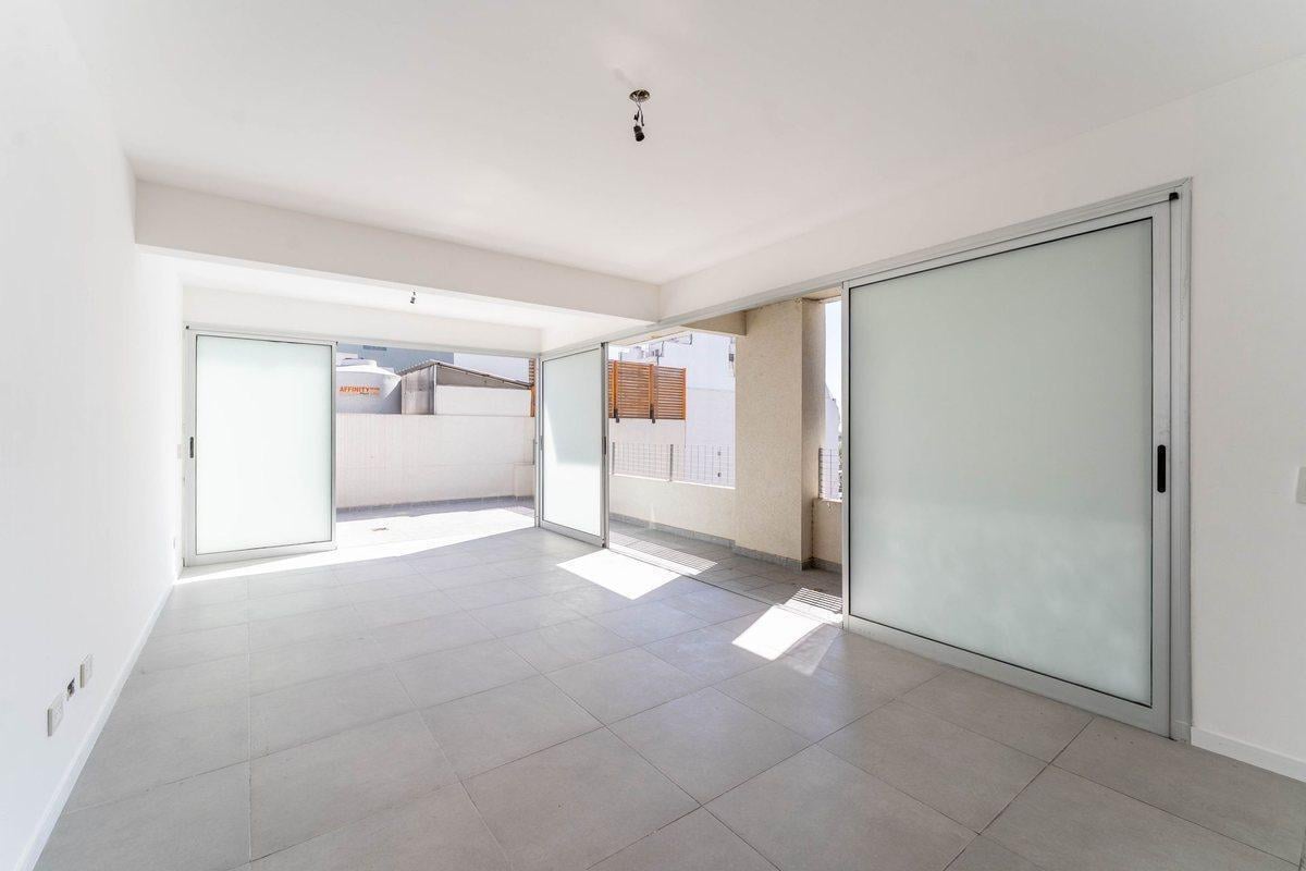 Foto de Venta monoambiente DIV TERRAZA AGRONOMIA Permuta, imagen 1
