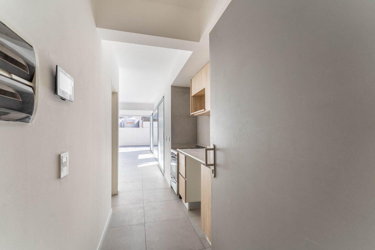 Foto de Venta monoambiente DIV TERRAZA AGRONOMIA Permuta, imagen 5