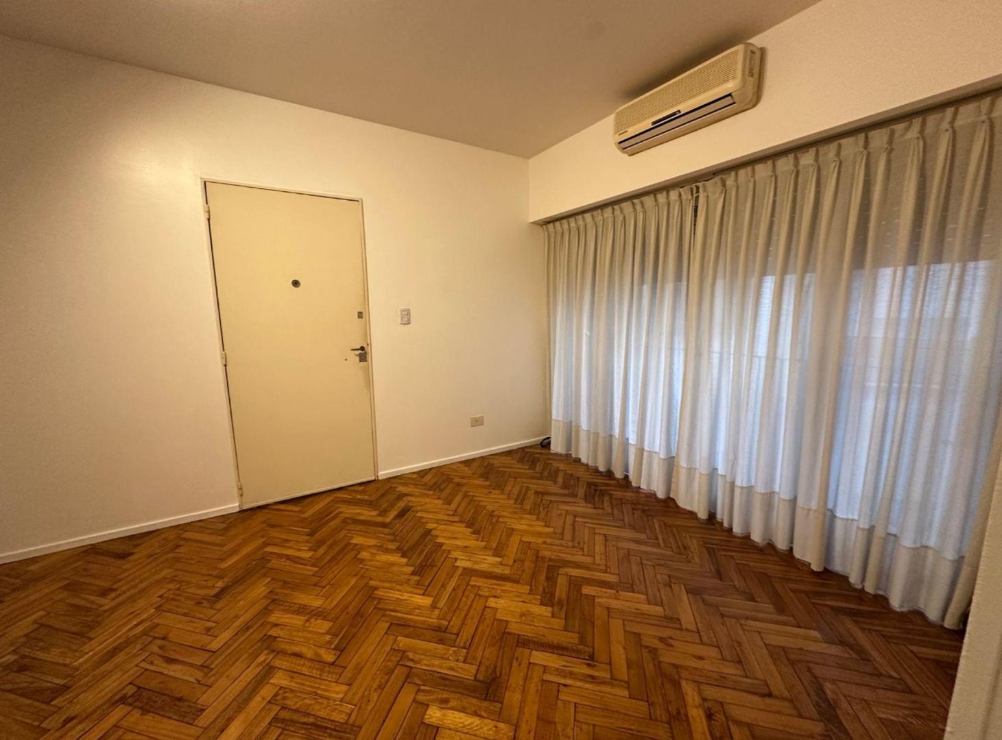 Foto de VENTA 2 AMBIENTES EN RECOLETA. ZONA FACULTADES, imagen 3