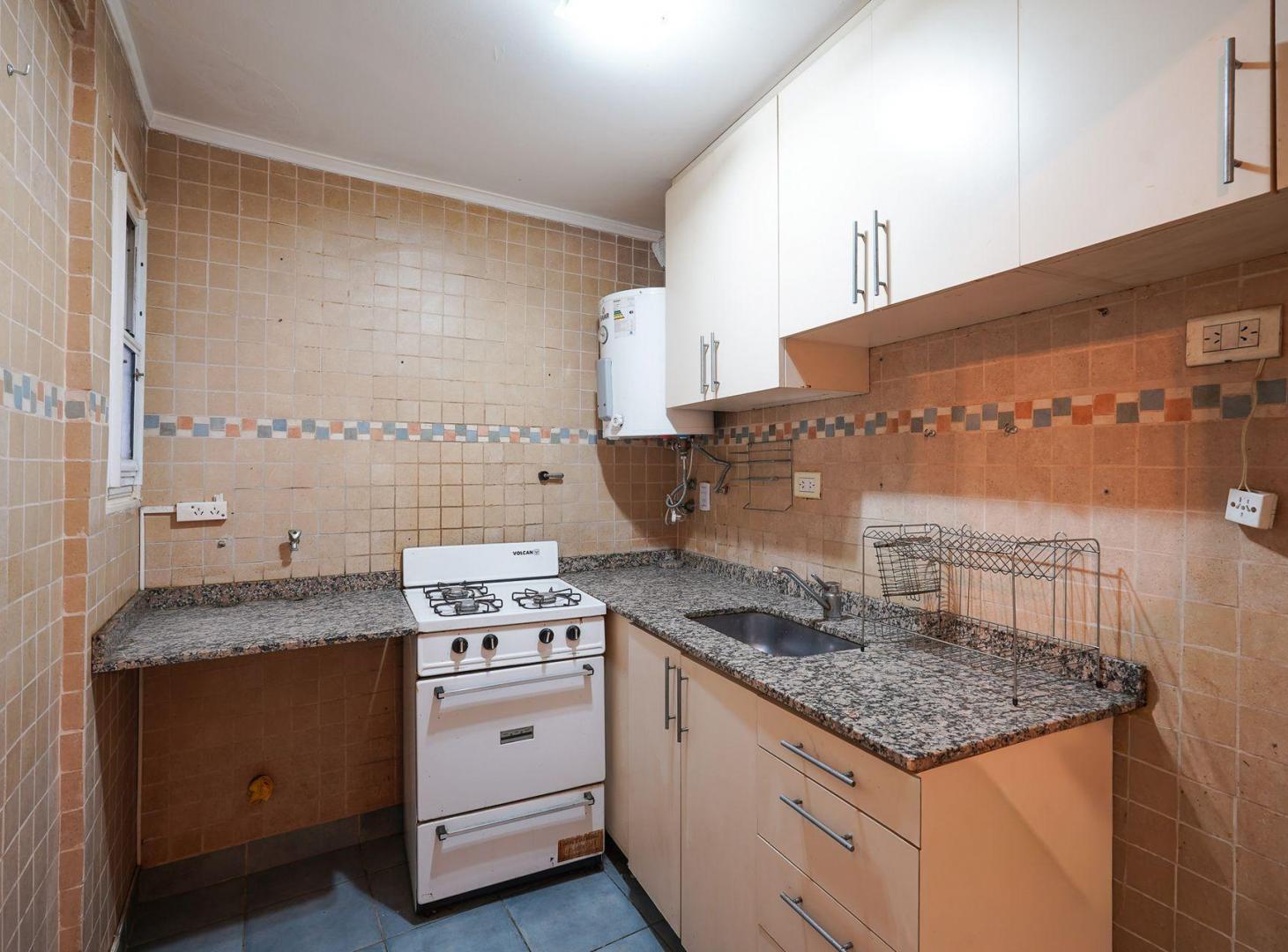 Foto de VENTA 2 AMBIENTES EN RECOLETA. ZONA FACULTADES, imagen 5