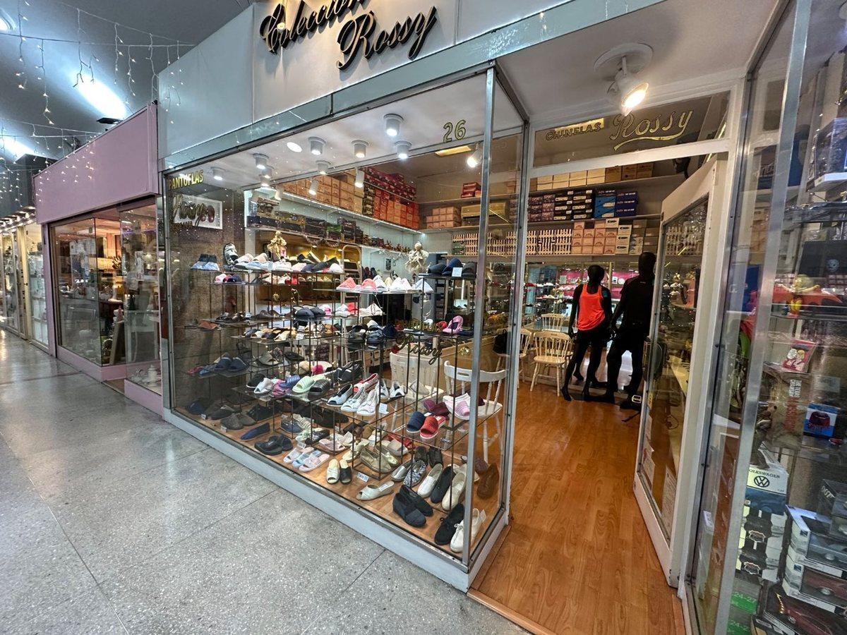 Foto de VENTA OPRTUNIDAD LOCAL EN GALERIA BELGRANO, imagen 1