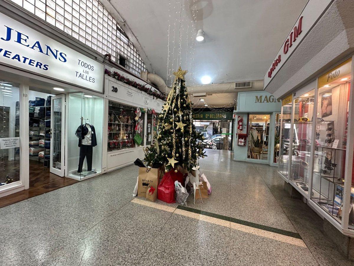Foto de VENTA OPRTUNIDAD LOCAL EN GALERIA BELGRANO, imagen 4