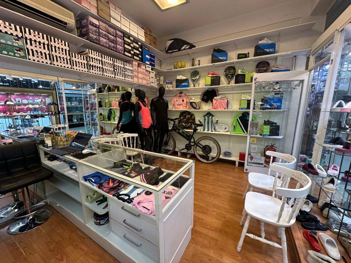 Foto de VENTA OPRTUNIDAD LOCAL EN GALERIA BELGRANO, imagen 2