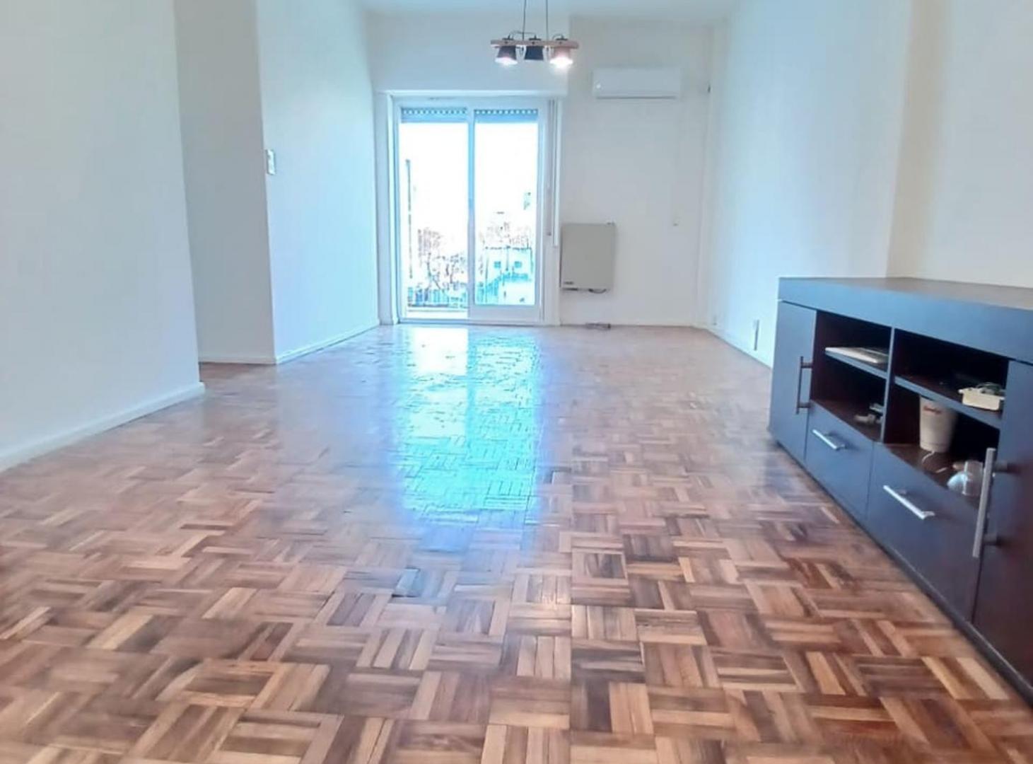 Foto de EN VENTA DOS AMBIENTES CON COCHERA PLENO PALERMO!!, imagen 5