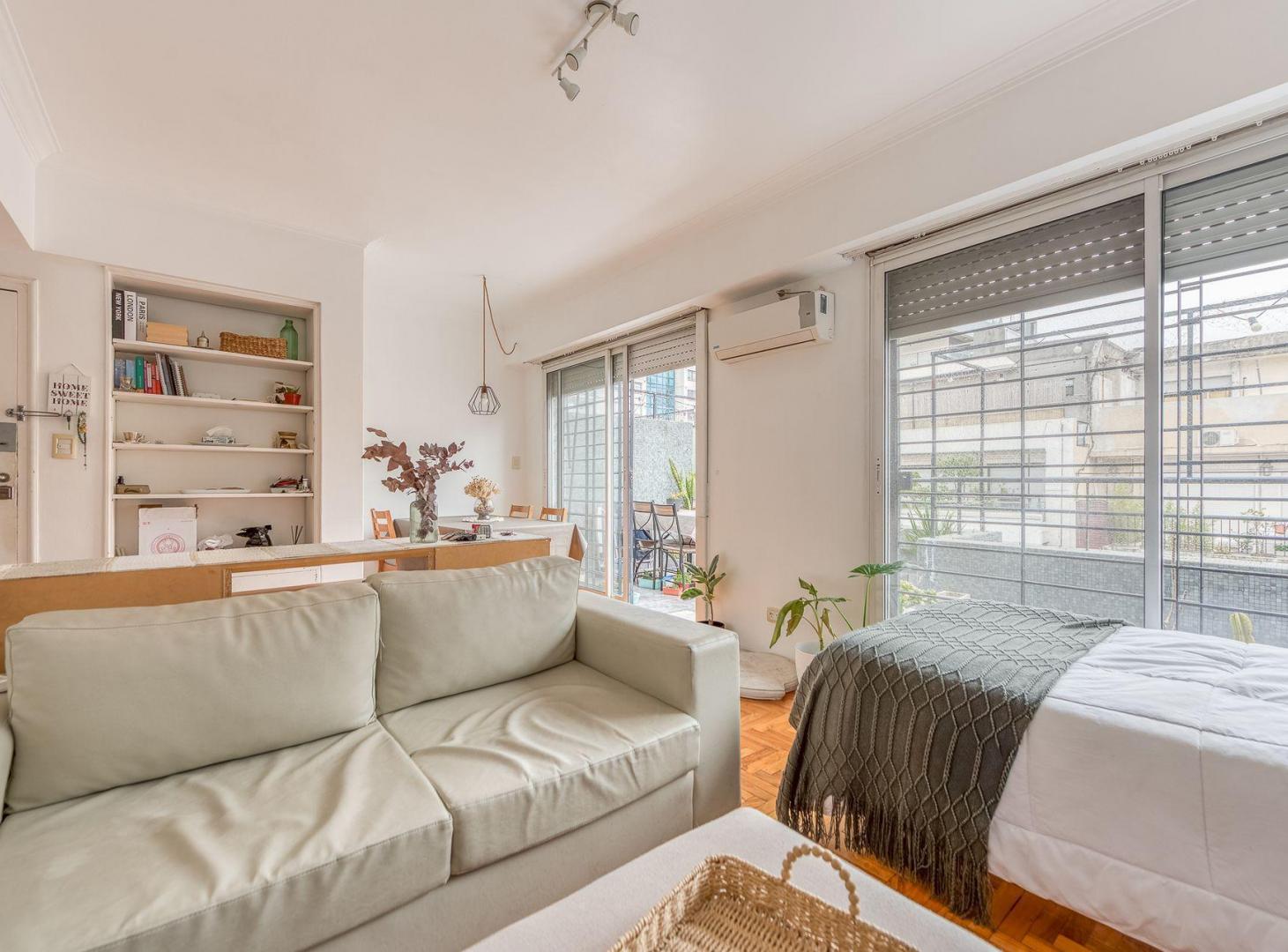 Foto de Venta depto 2 amb Belgrano con Balcon Aterrazado, imagen 1