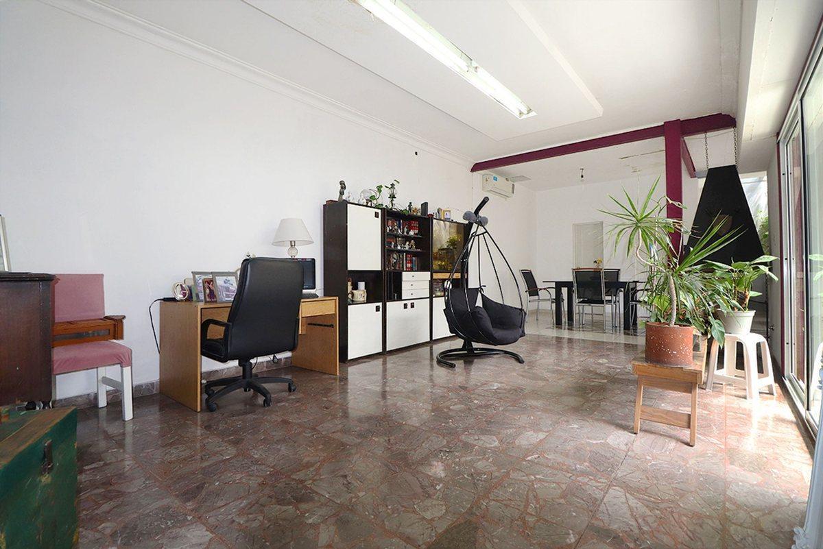 Foto de VENTA: PH 4 AMB CON COCHERA TERRAZA PATIO, imagen 2