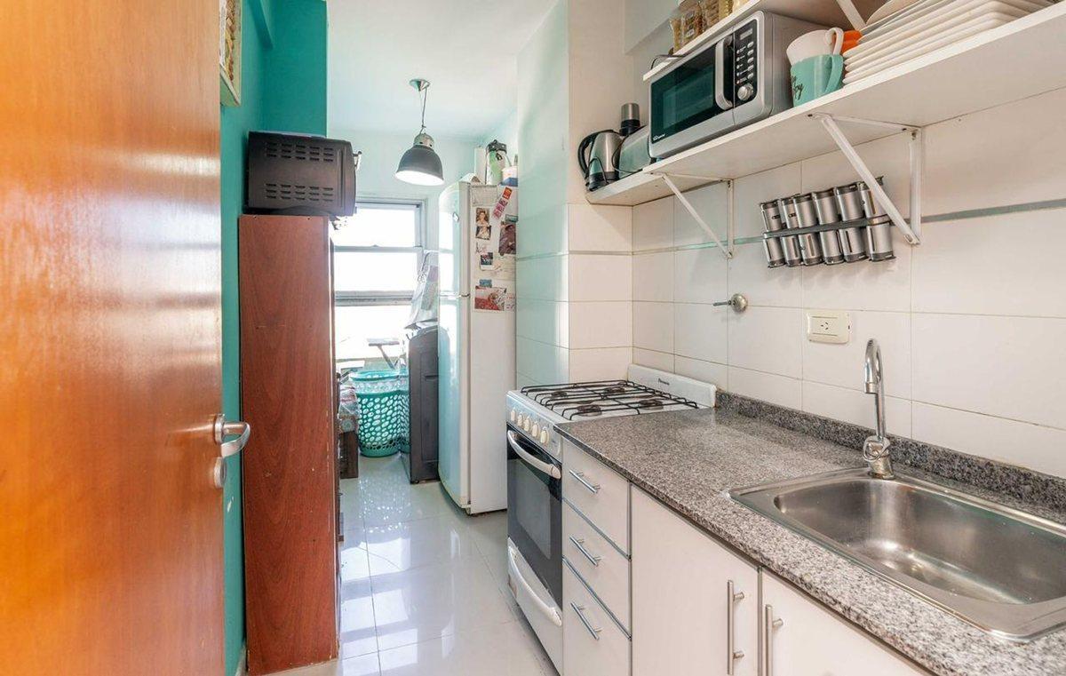 Foto de AMPLIO 2 AMBIENTES CON COCHERA Y BALCÓN TERRAZA, imagen 1