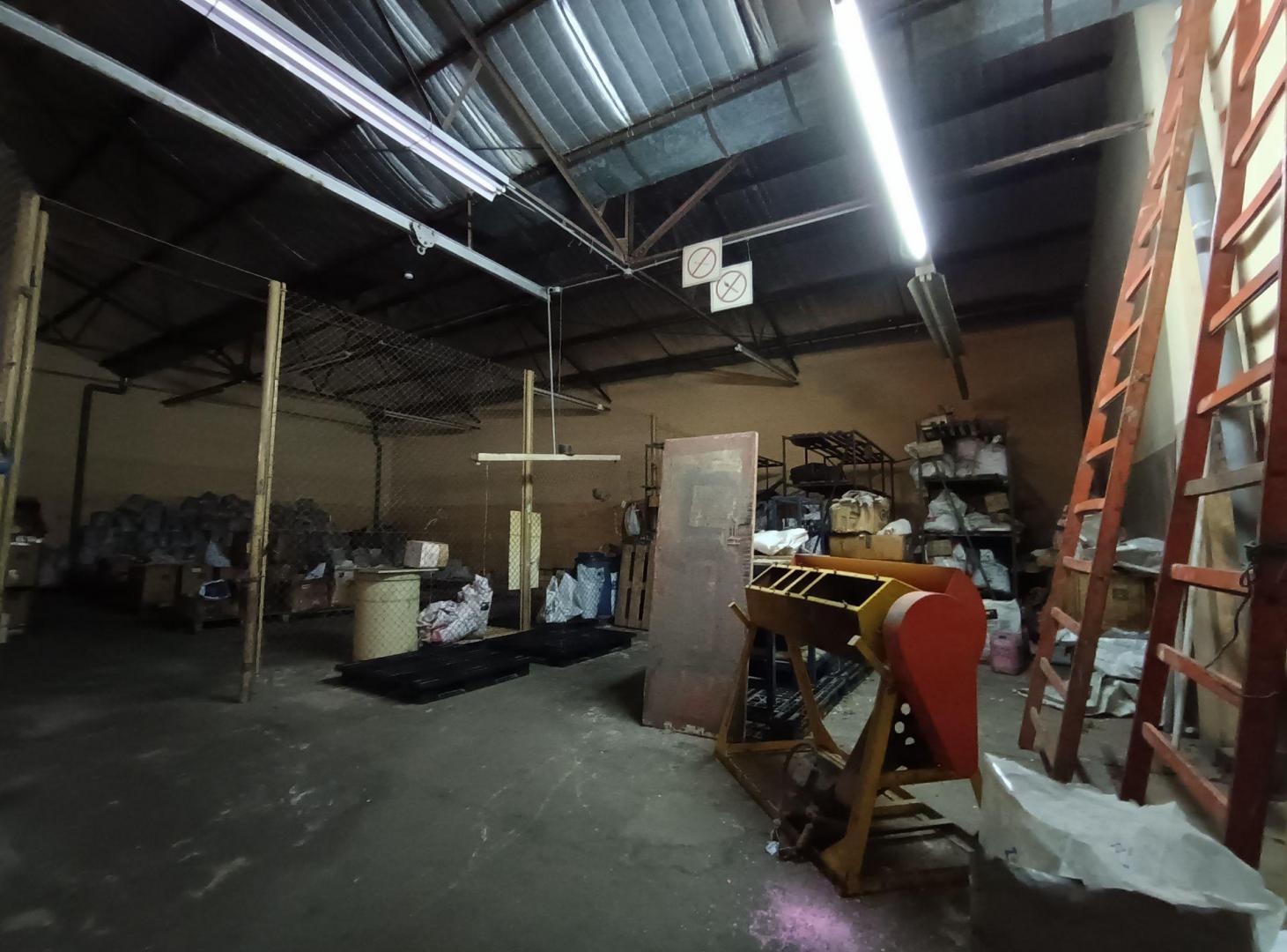 Foto de GALPÓN COMERCIAL / DEPÓSITO CON OFICINA. LOGÍSTICA, imagen 2