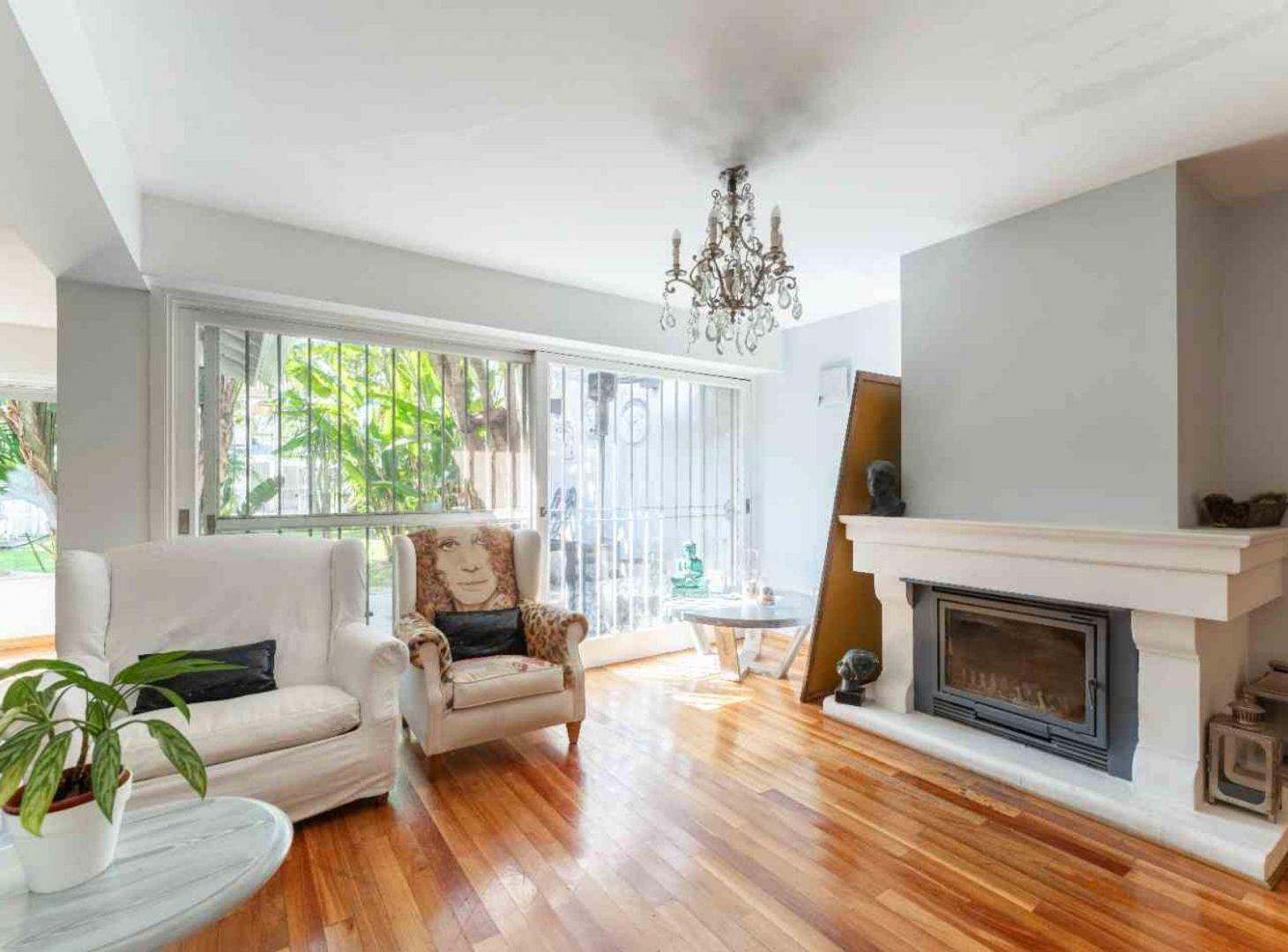 Foto de VENTA CASA 5 AMBIENTES ACASUSSO PILETA QUNCHO, imagen 1