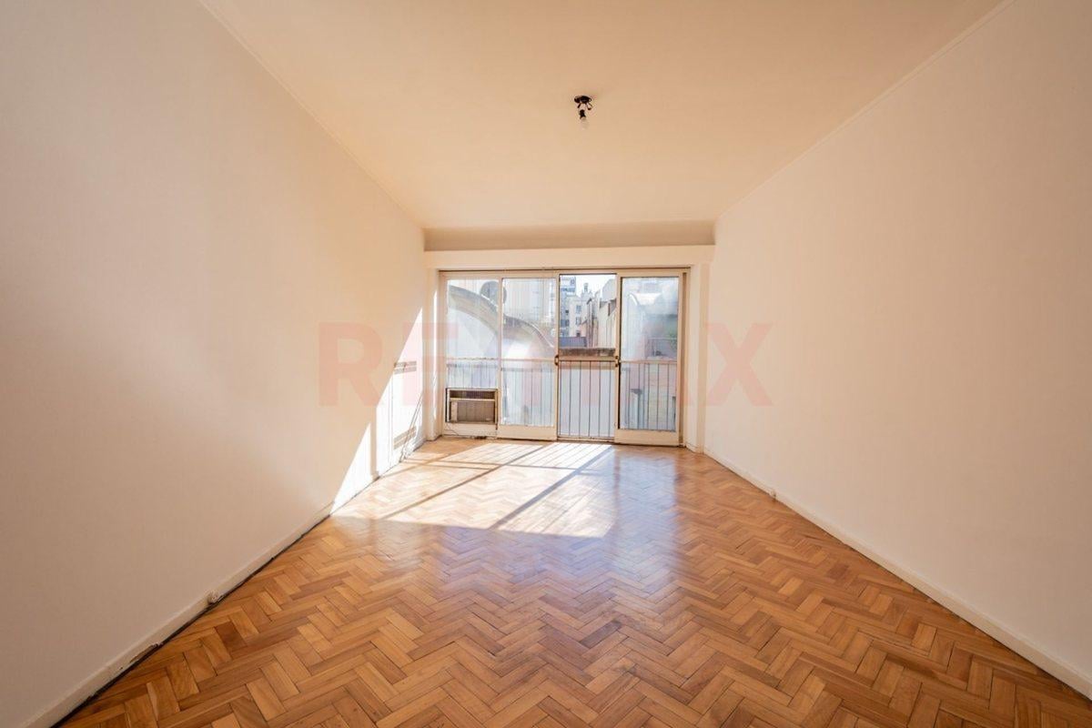 Foto de VENTA DEPTO 3 AMB + DEP RECOLETA - CREDIT Y PERMUT, imagen 2