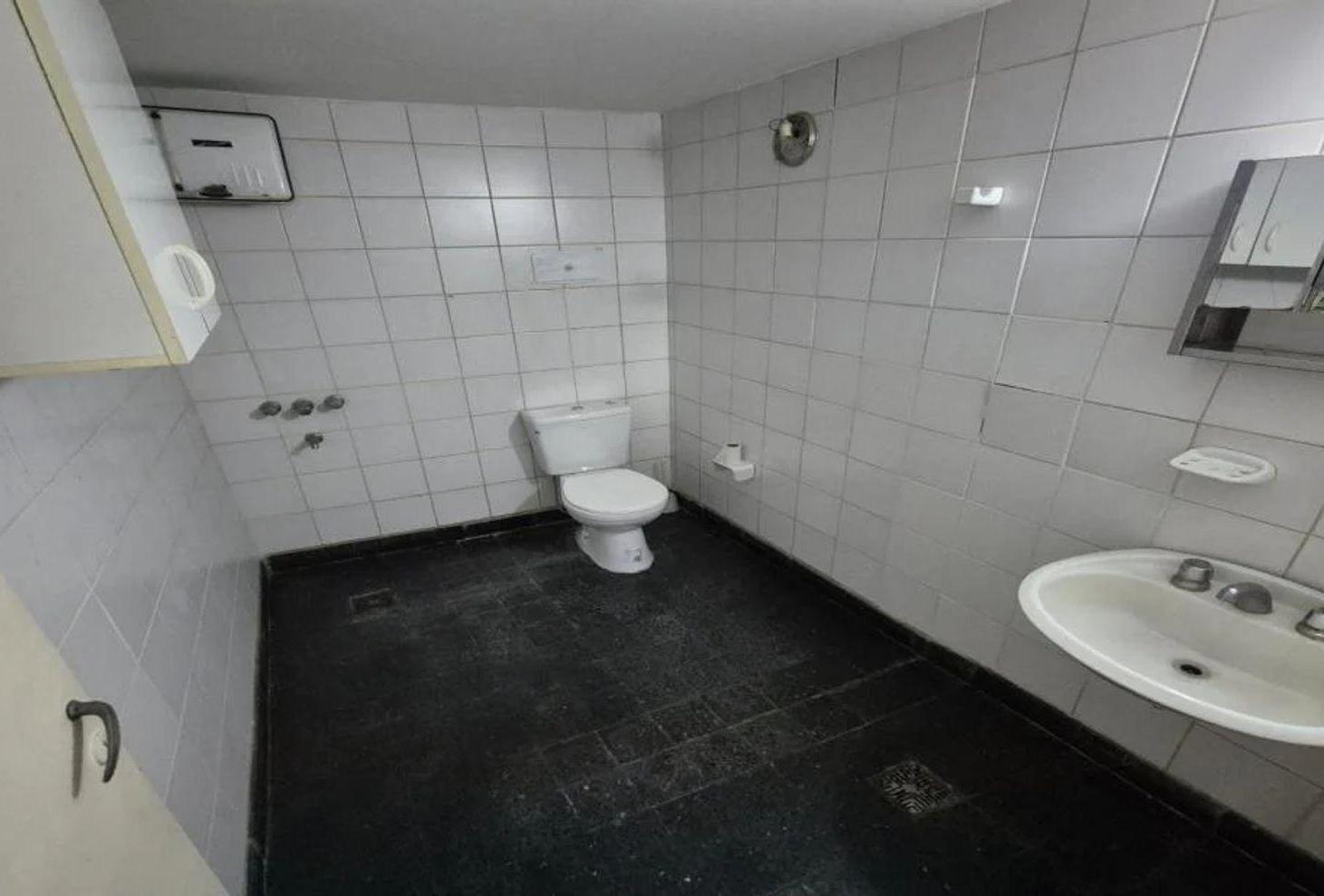 Foto de VENTA LOCAL COMERCIAL VILLA CRESPO 187m2, imagen 2