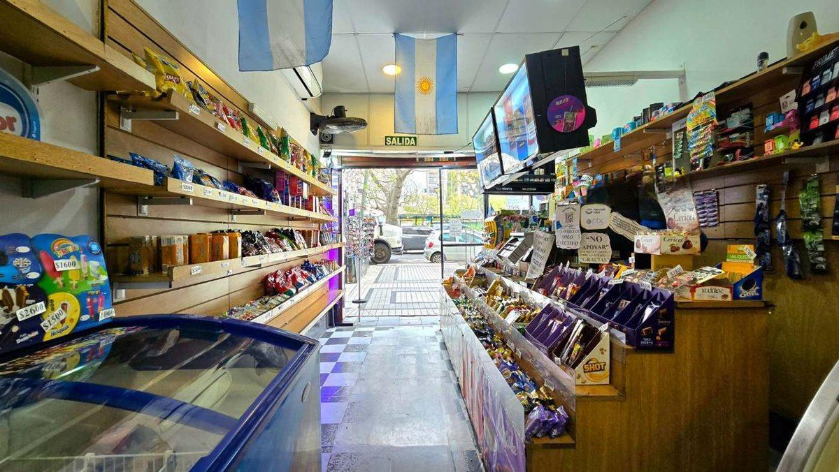 Foto de Locales comerciales, inmejorable ubicación., imagen 1
