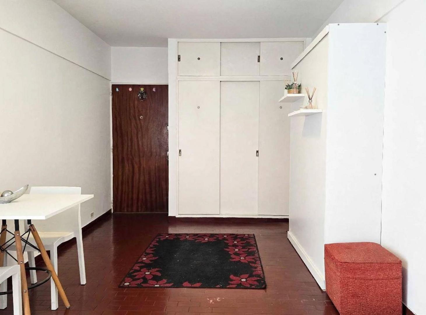 Foto de ALQUILER MONOAMB. DIVISIBLE C/BALCÓN Y LAVADERO, imagen 2