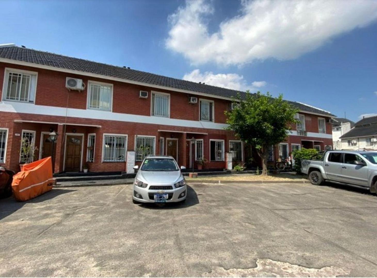 Foto de EXCLUSIVO ,DUPLEX 3 AMB.C/COCHERA , B. CERRADO, imagen 5