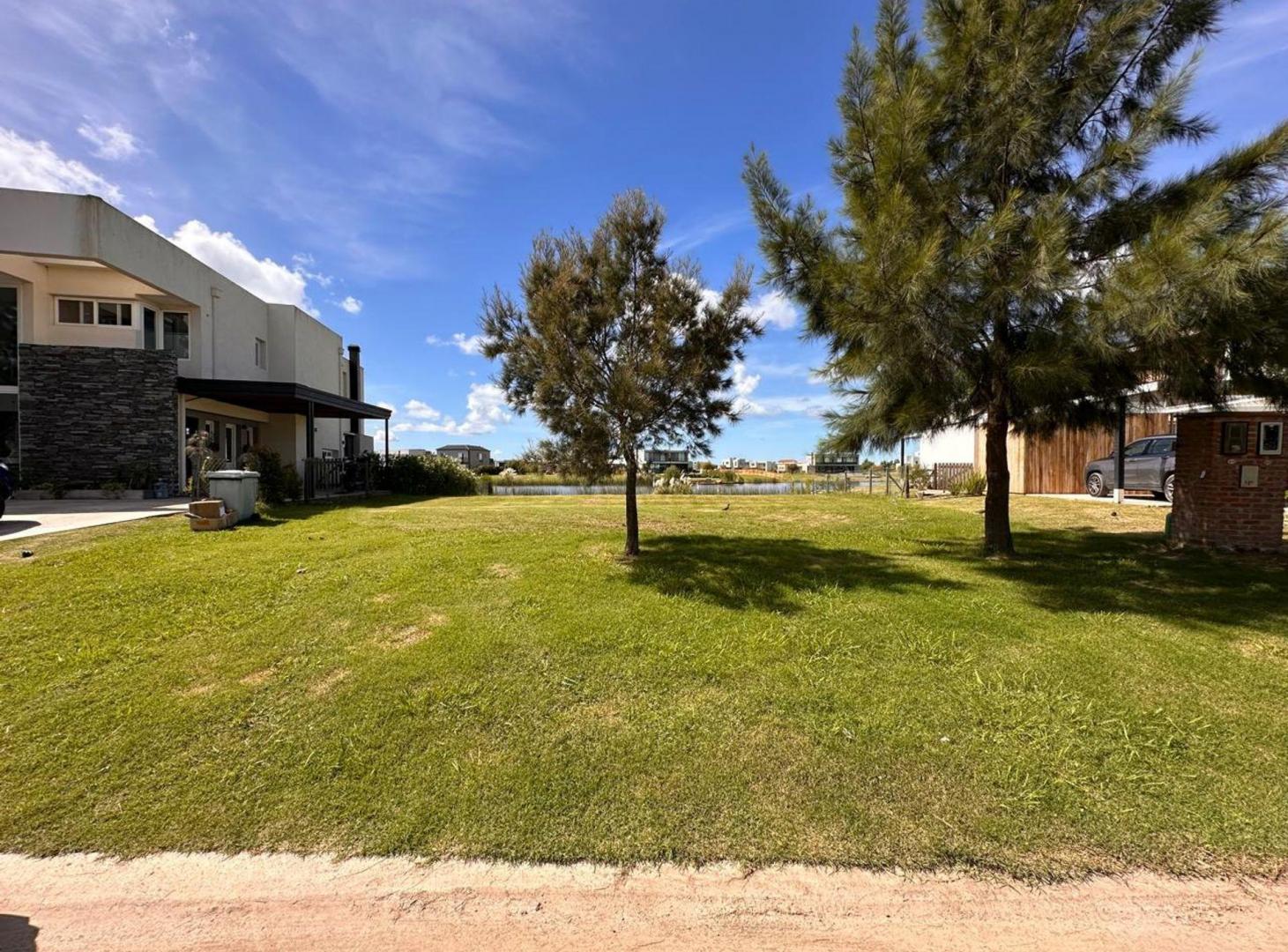 Foto de Venta de Lote a la laguna en El Naudir, imagen 1