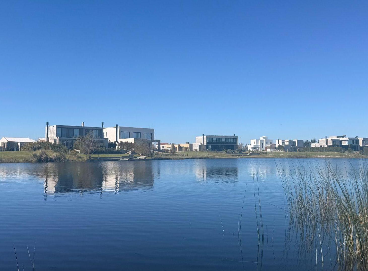 Foto de Venta de Lote a la laguna en El Naudir, imagen 3