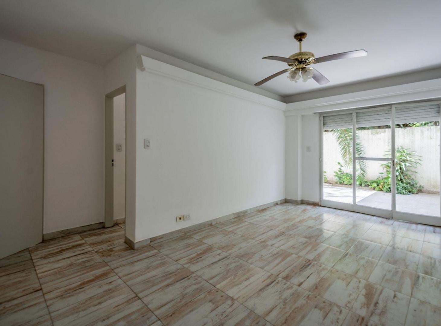 Foto de DEPARTAMENTO 3 AMB. EN PLANTA BAJA CON GRAN PATIO, imagen 5