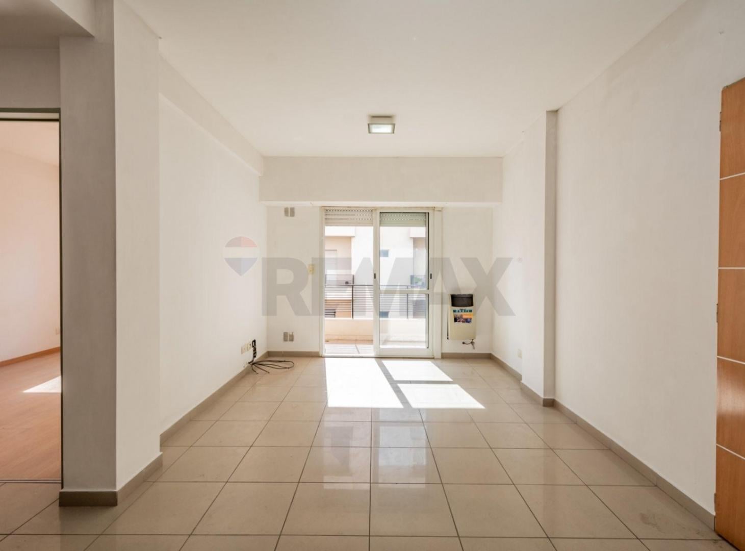 Foto de VENTA DEPTO 2 AMB -TAPIALES - APTO CREDITO/PERMUTA, imagen 1