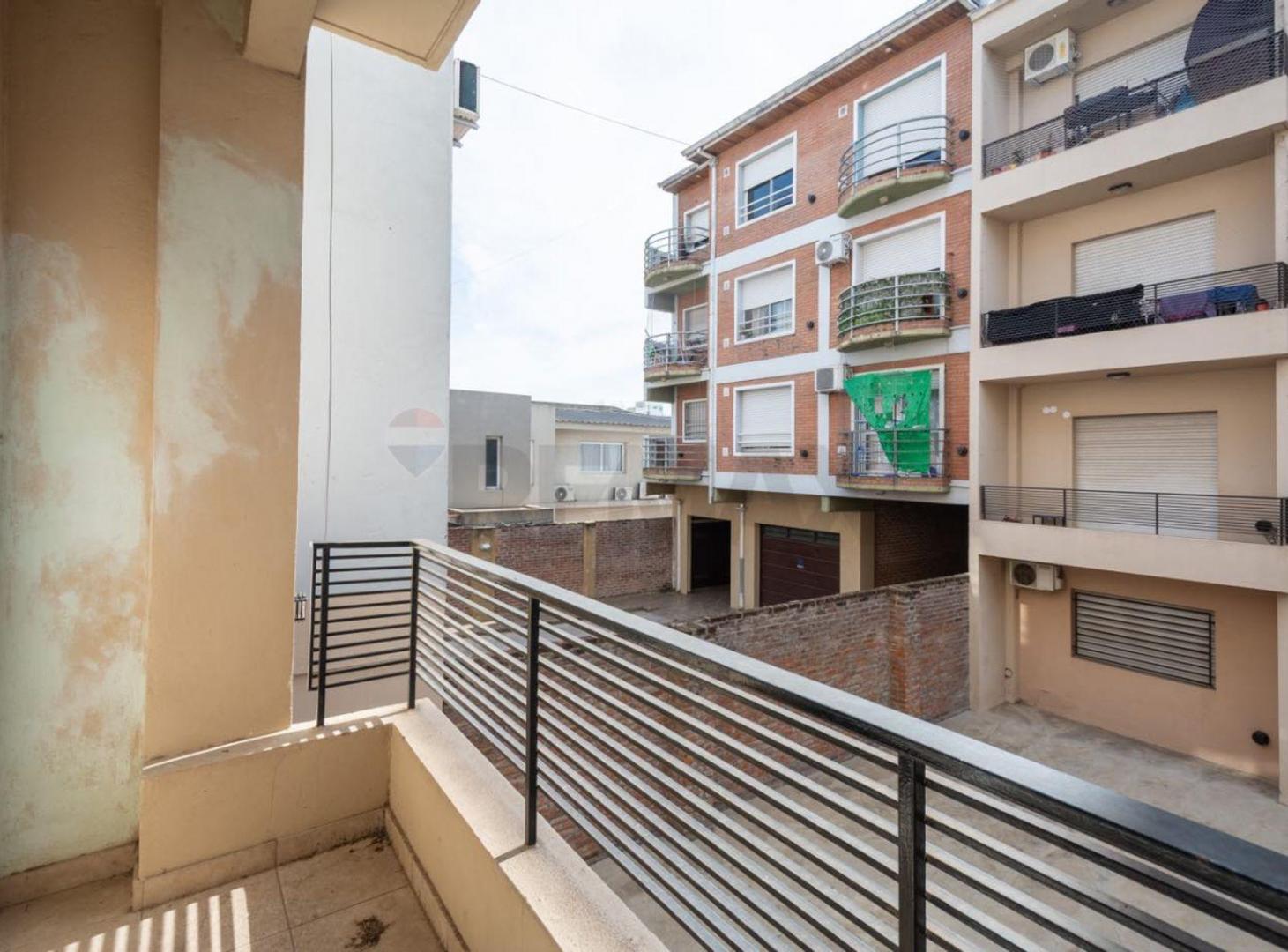 Foto de VENTA DEPTO 2 AMB -TAPIALES - APTO CREDITO/PERMUTA, imagen 5
