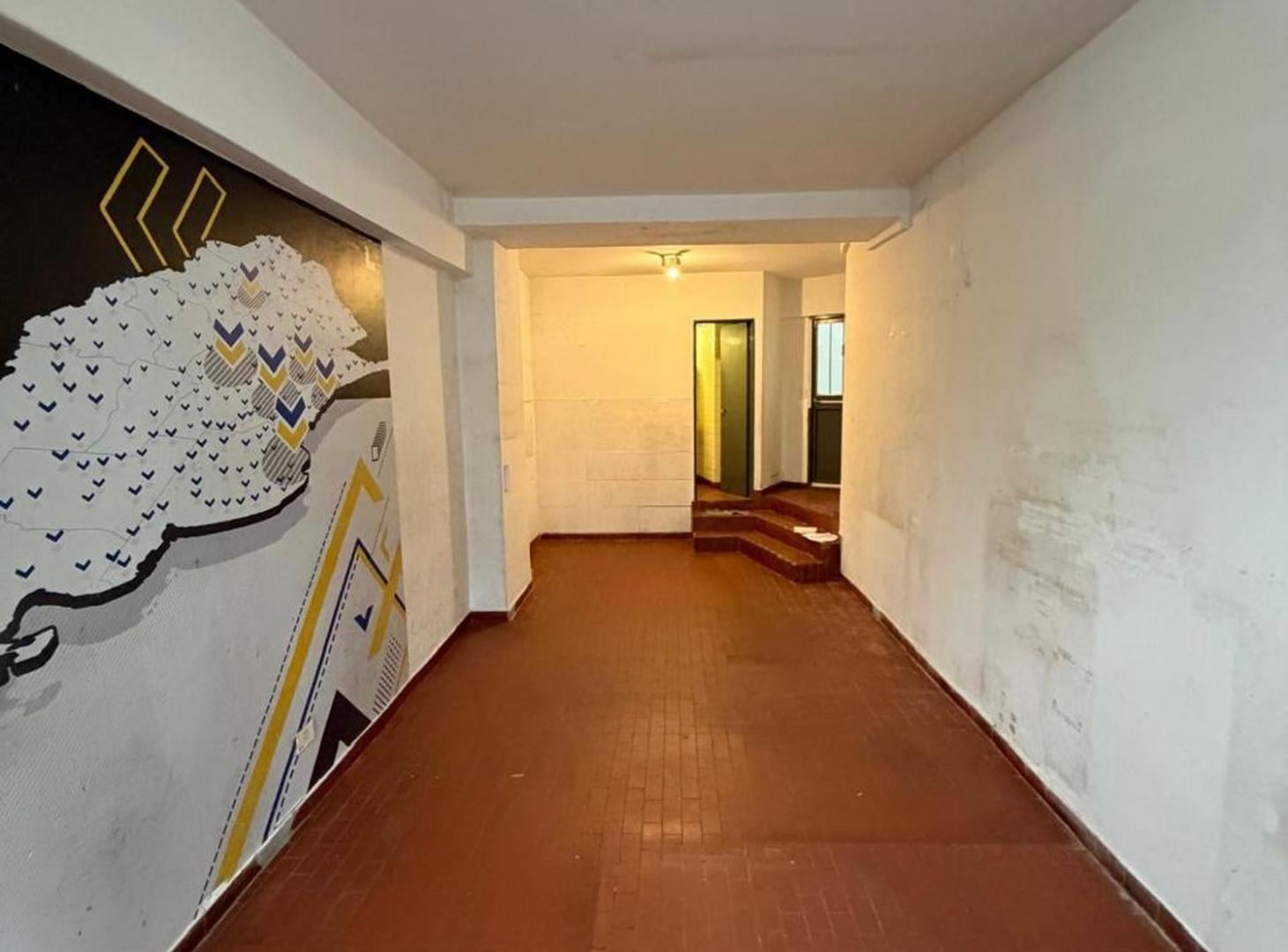 Foto de LOCAL COMERCIAL-AV BALBIN-SAAVEDRA-CON PATIO, imagen 3
