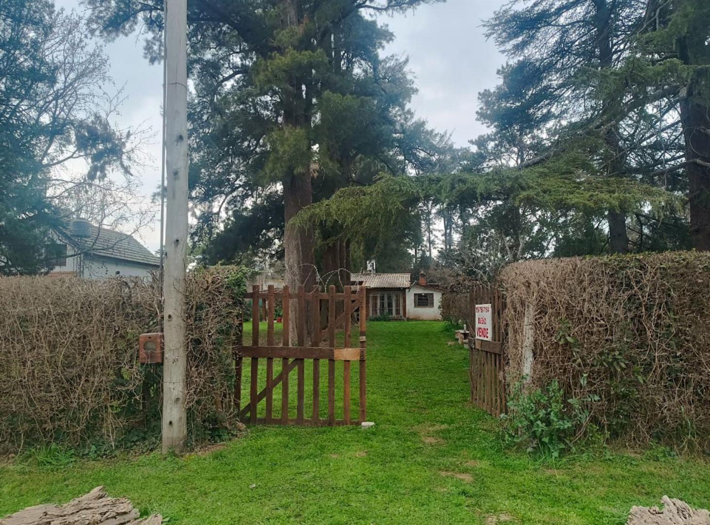 Foto de Casa A Refaccionar Lujan APTO CREDITO, imagen 1