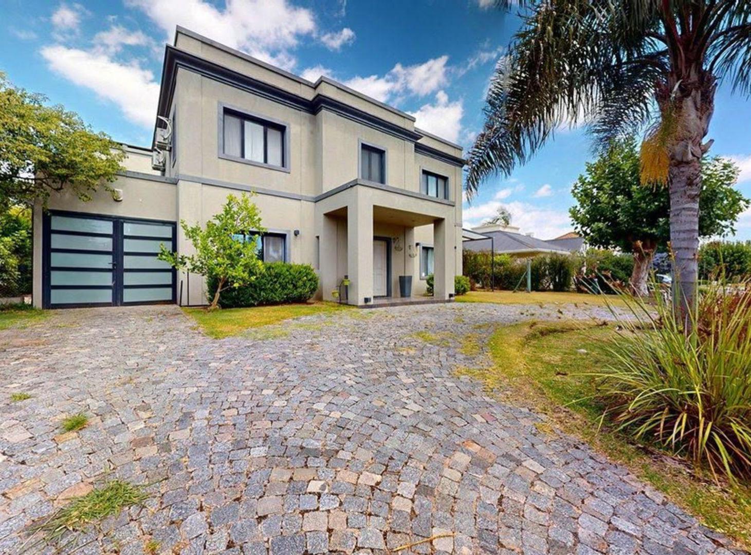 Foto de Venta casa Ombues de Husdson Impecable, imagen 1