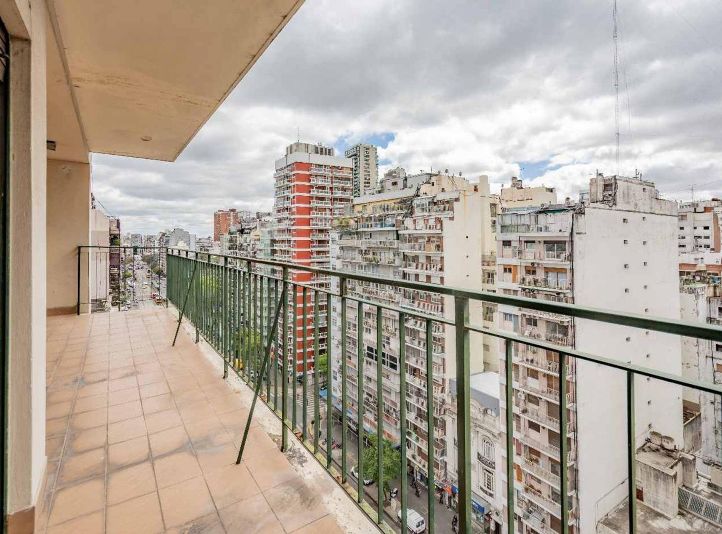 Foto de 4 AMBIENTES - COCHERA - PISO 12° - MUY LUMINOSO, imagen 5