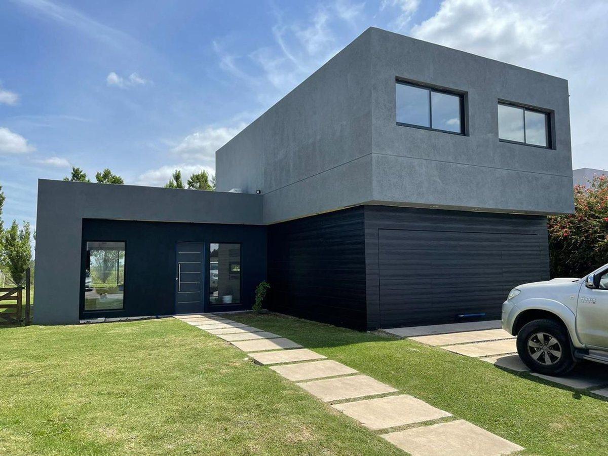 Foto de Casa 4 Amb Lagos San Eliseo pileta y jardin, imagen 1