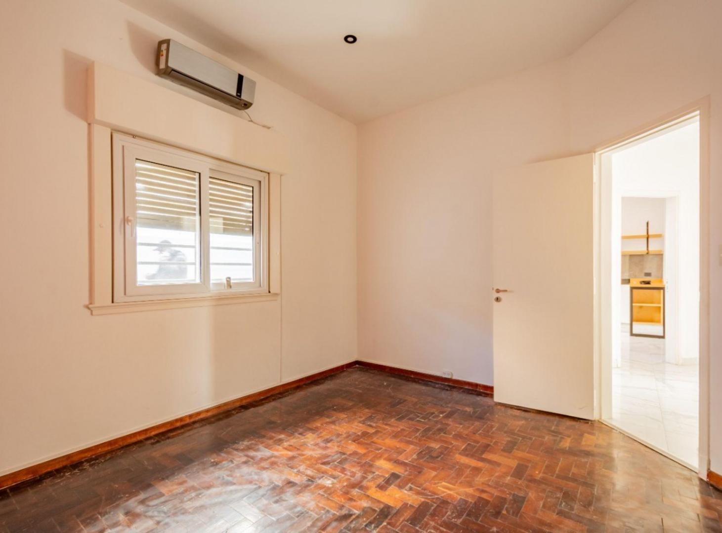 Foto de DEPTO TIPO CASA-PILETA-GRAN TERRAZA-PLAZA MARTINEZ, imagen 5