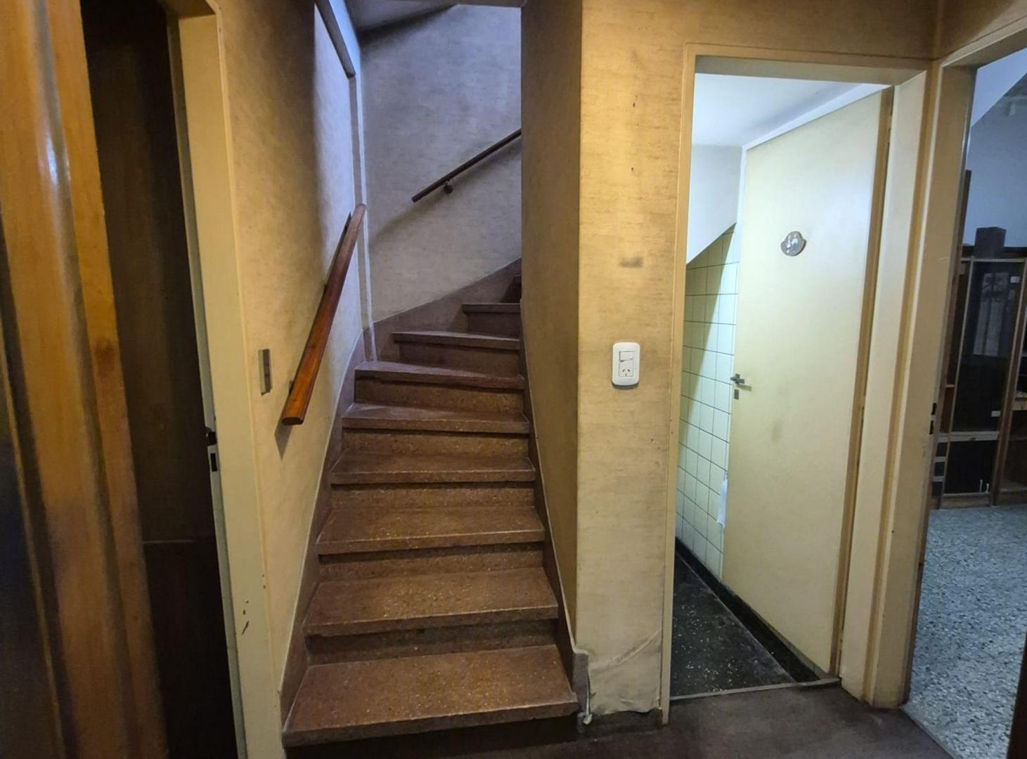 Foto de Casa 4 ambientes lote 220m2 a Refaccionar Haedo, imagen 5