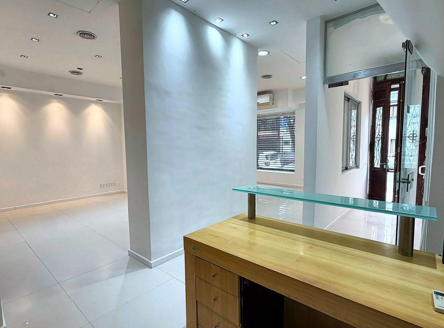 Foto de ALQUILER LOCAL COMERCIAL – ALMAGRO, imagen 2