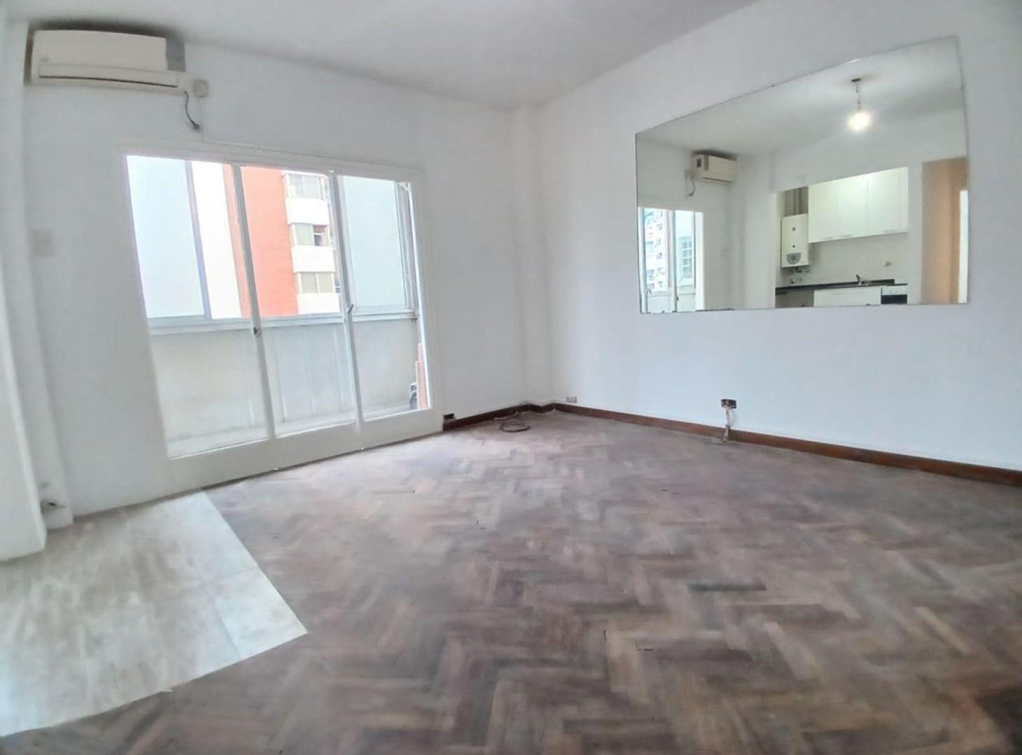 Foto de EN VENTA DOS AMBIENTES COCINA Y BAÑO NUEVO ALMAGRO, imagen 5