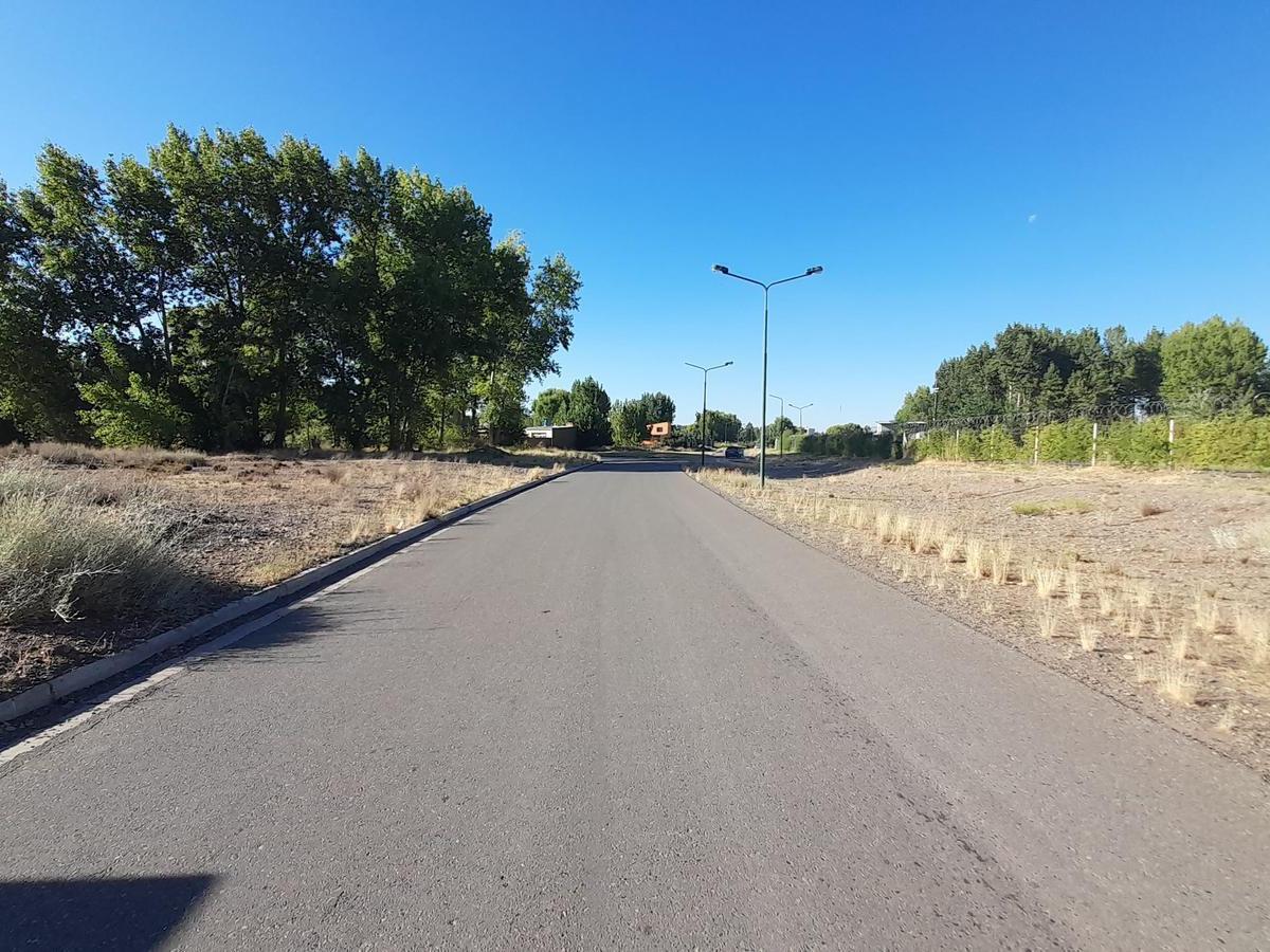 Vende Terreno en Zona Canales de Plottier 4