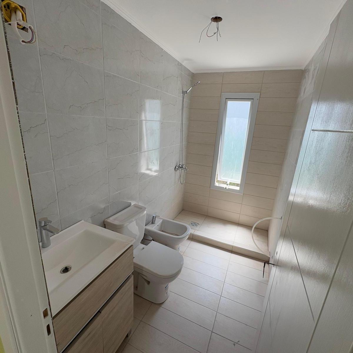 Vende Casa en Los Canales de Plottier 2
