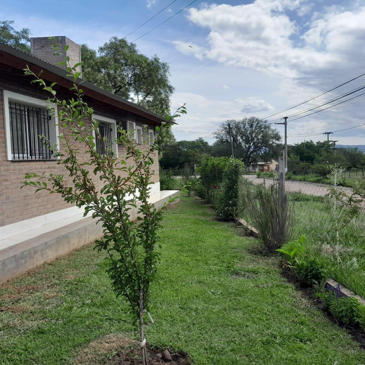 Vendo Casa y Departamento Villa Giardino 4