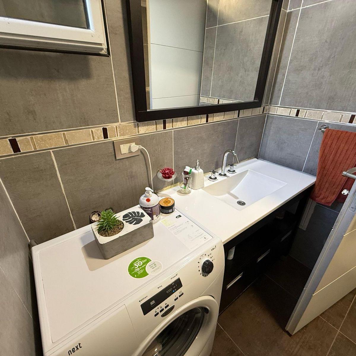 Vende Casa Nivel Gerencial, B° Los Manzanos, Plottier 3