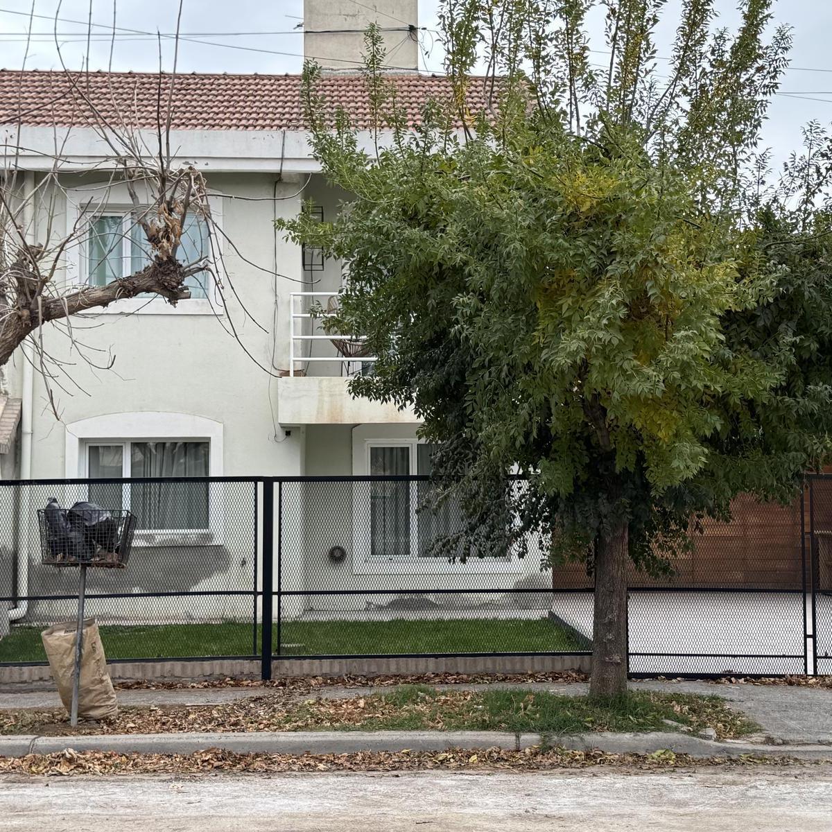Casa en Venta en Centro de Fernadez Oro 1