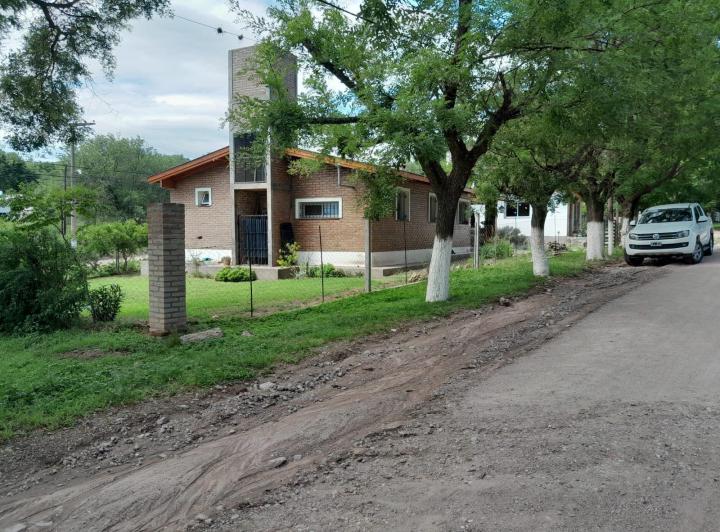 Casa y Departamento en venta - Villa Giardino 5
