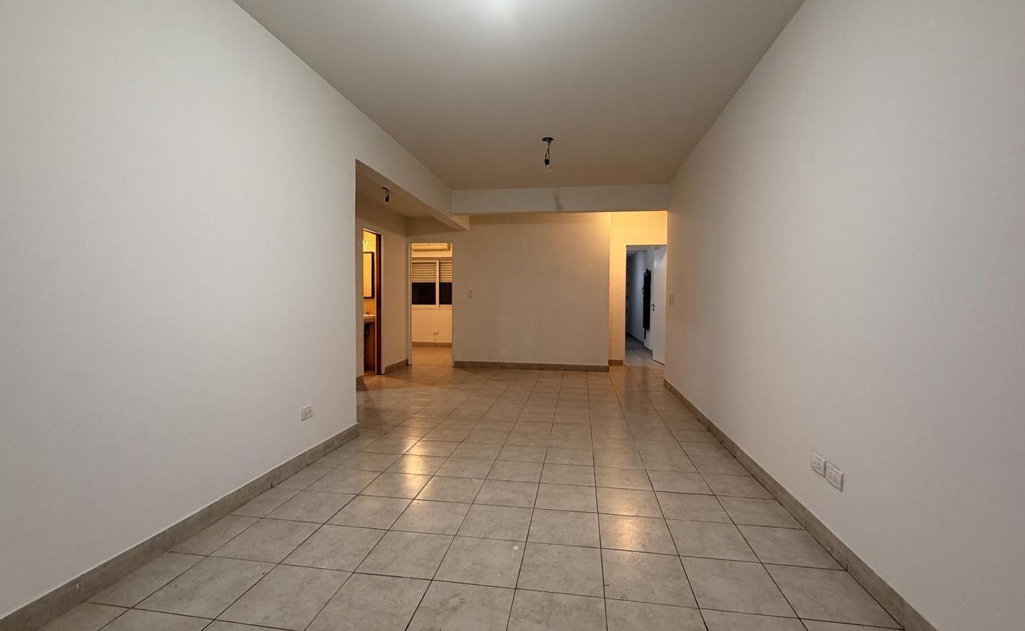Foto de Alquiler 3 Amb con Cochera, Balcón y Patio en Villa Urquiza, imagen 3