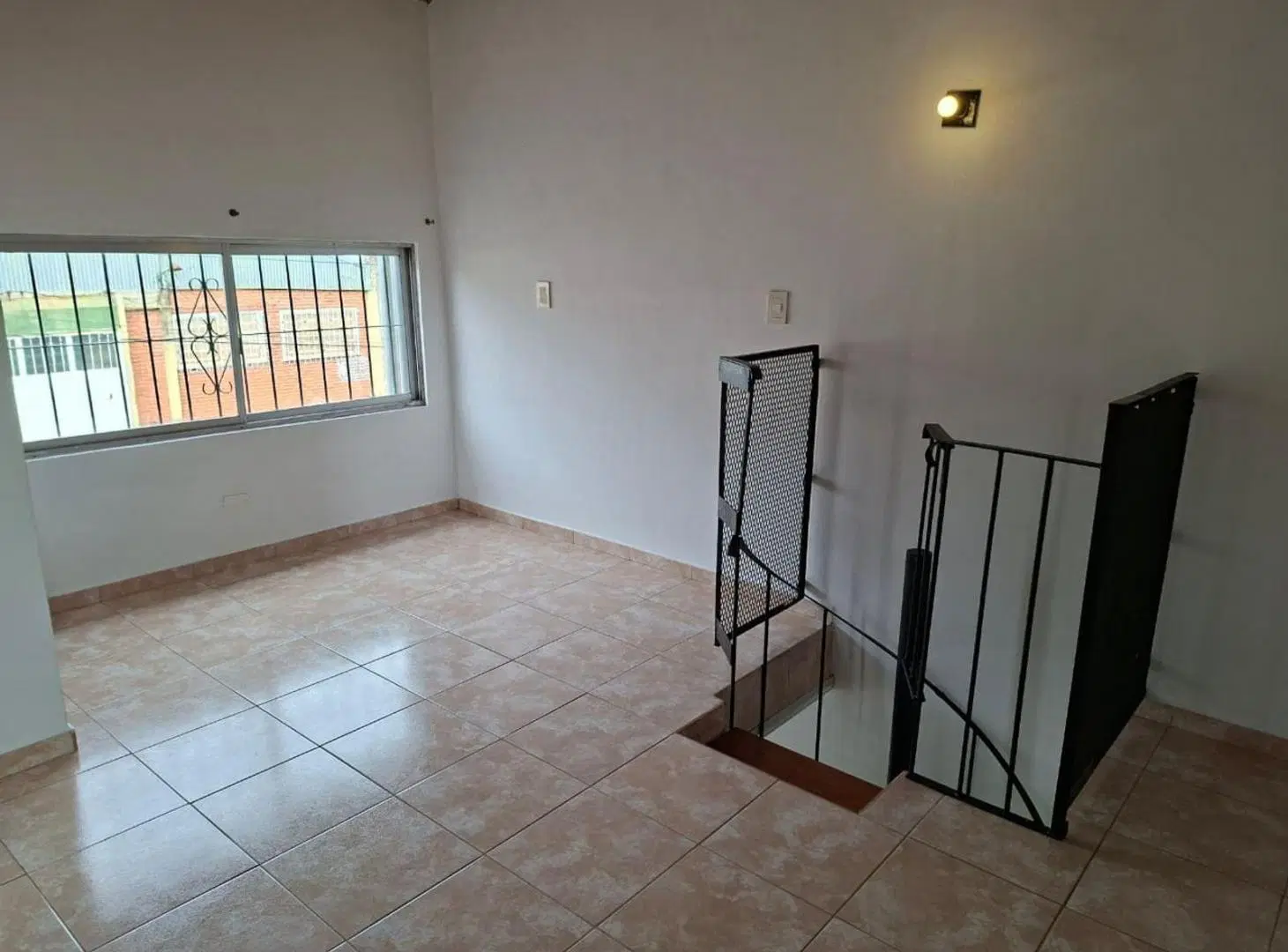 2 ambientes primer piso con terraza propia 3