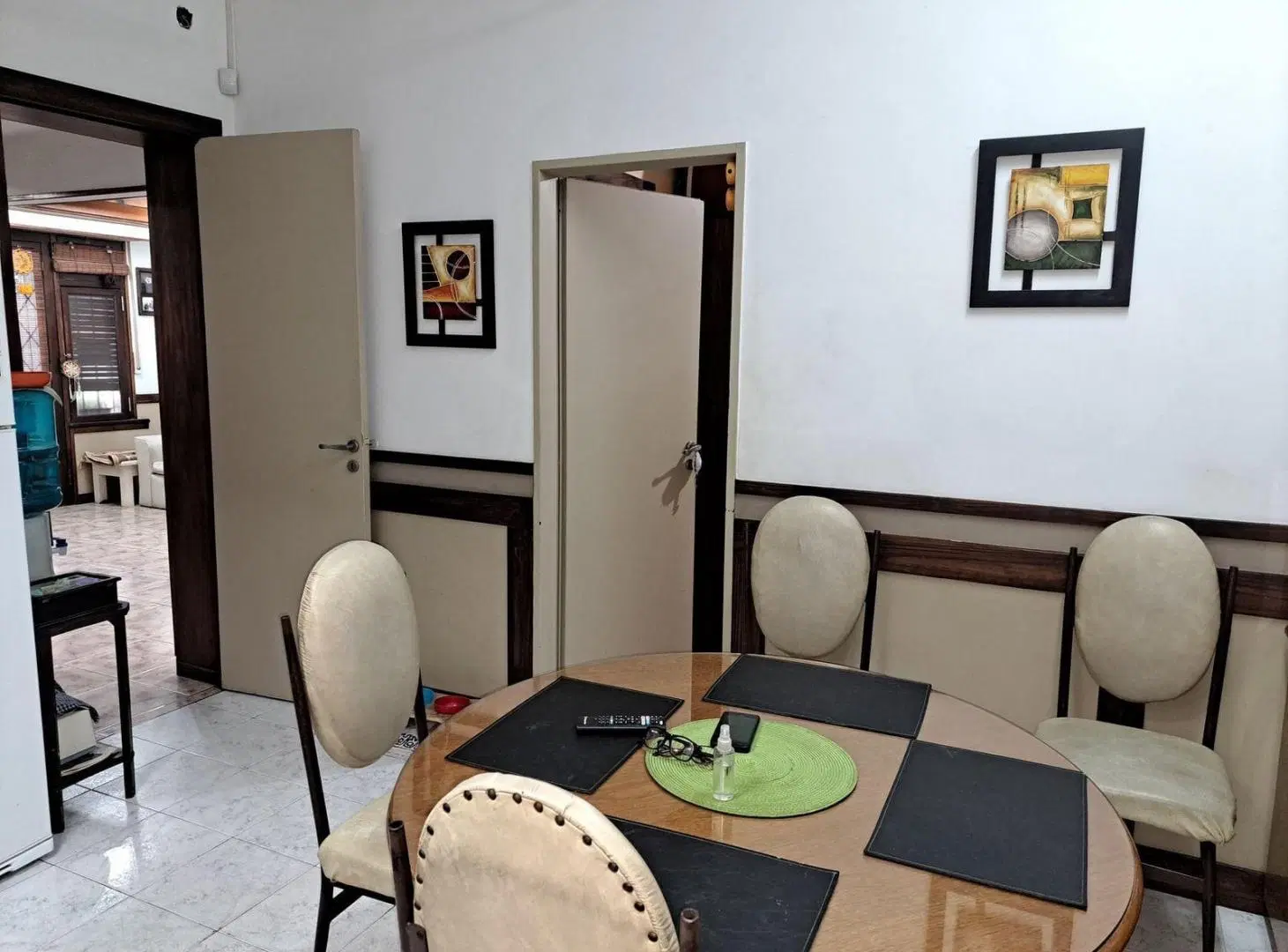 Impecable Cuatro Ambientes, Oportunidad por Precio y Calidad 2