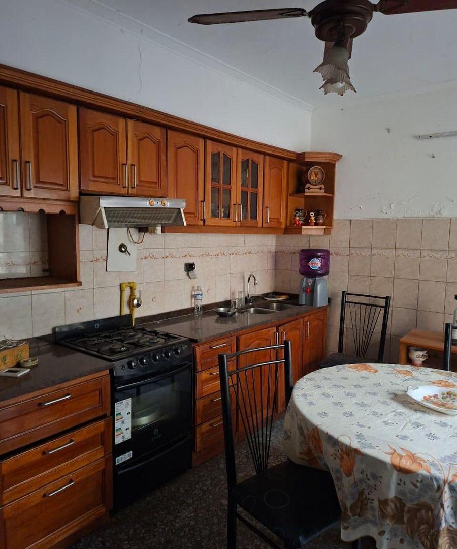 Foto de Casa totalmente a refaccionar, imagen 1