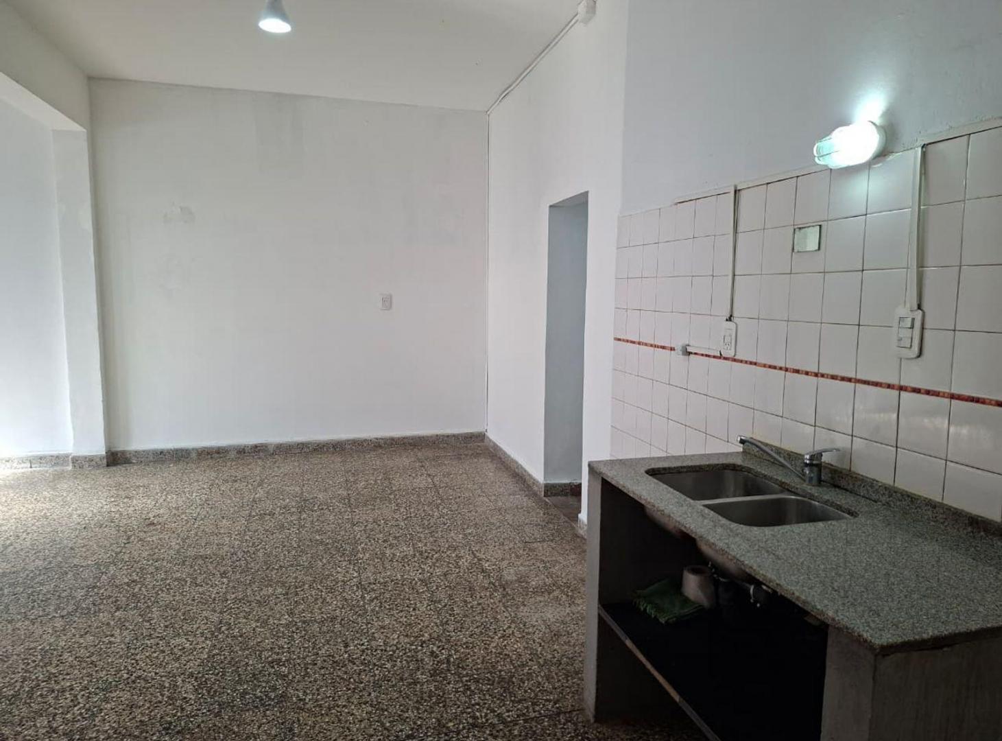 Foto de PH 2 AMBIENTES SIN EXPENSAS, imagen 2