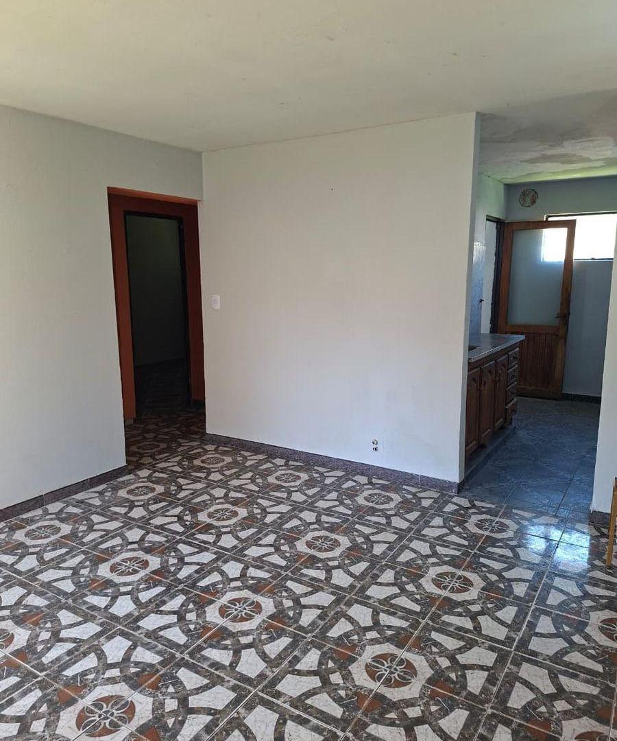 Departamento 3 ambientes en Primer piso por escalera